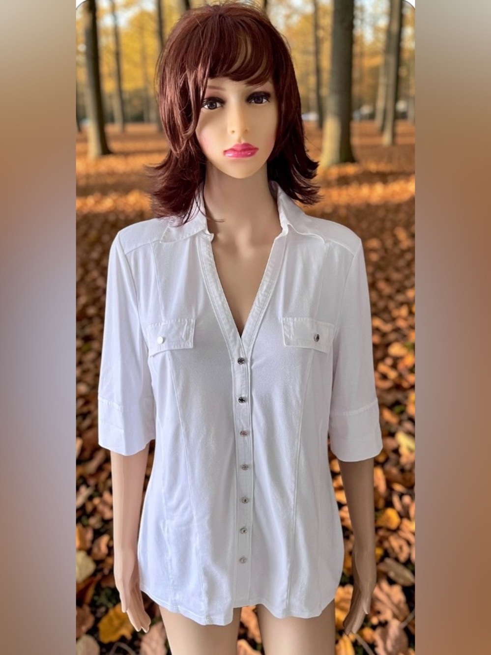 White House Black Market White Button-Front Collared Shirt